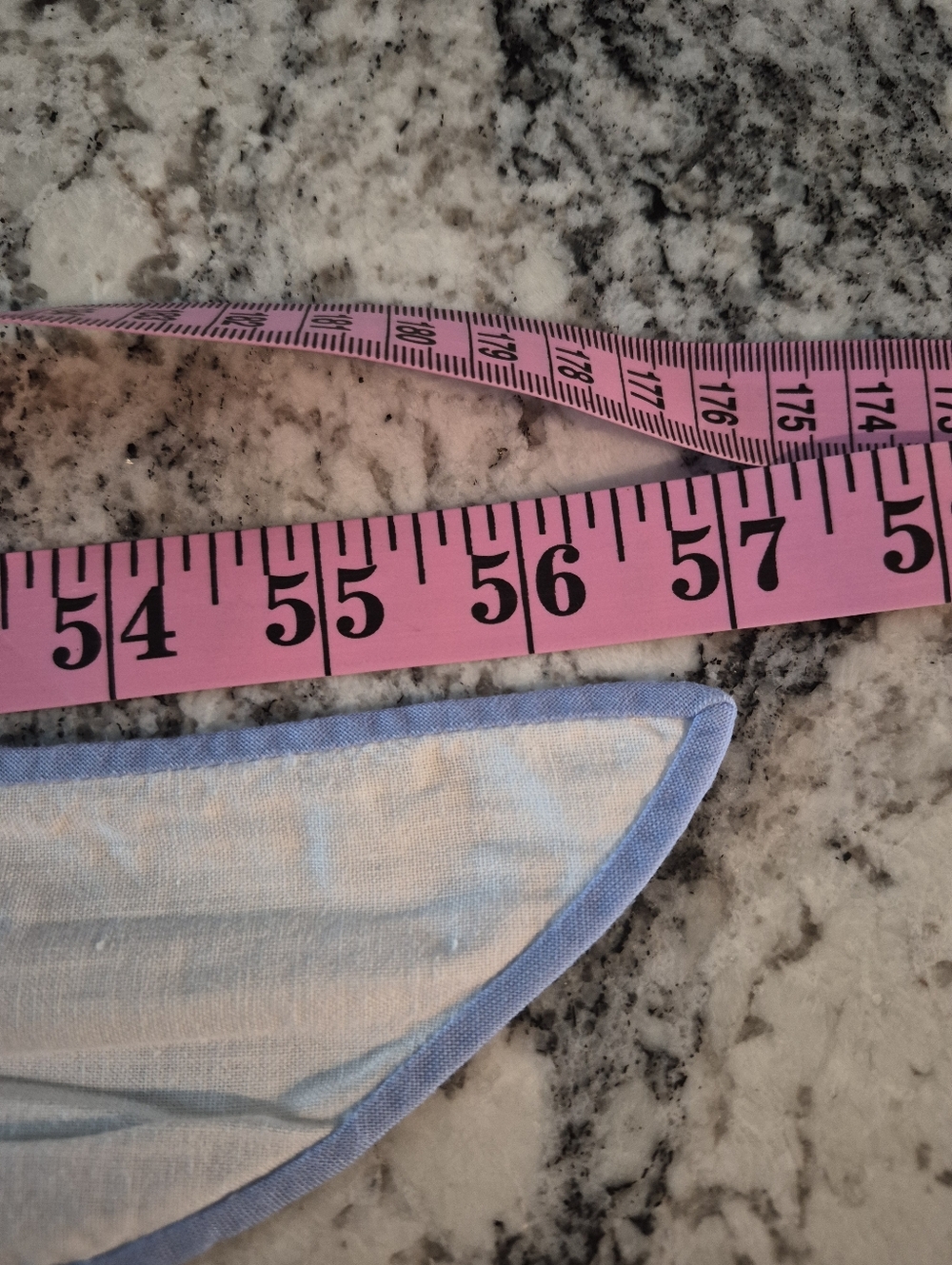 Vintage Full Apron Floral  Applique' - Picture 7 of 7